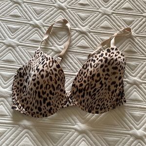 Victoria secret t-shirt bra